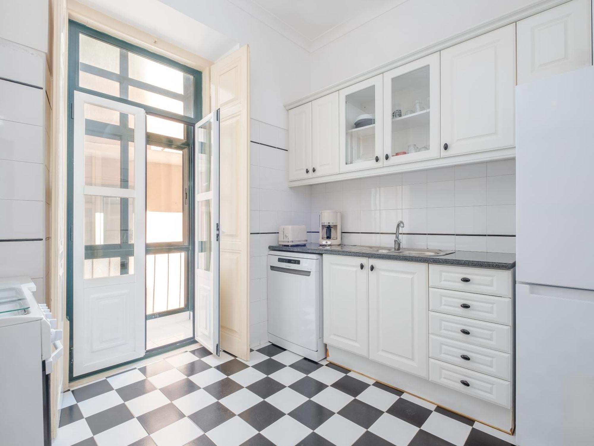 Cool Apartment Near Alfama Lisbon Bagian luar foto