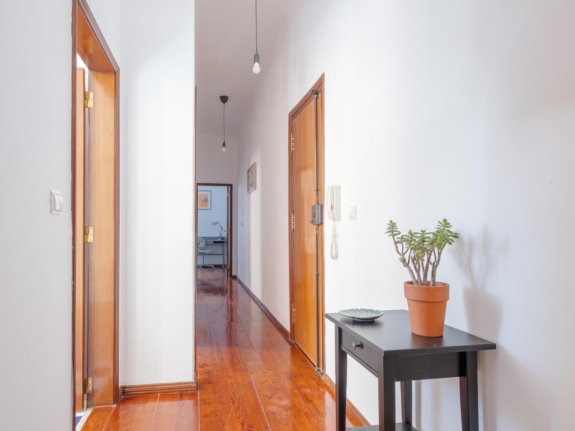 Cool Apartment Near Alfama Lisbon Bagian luar foto