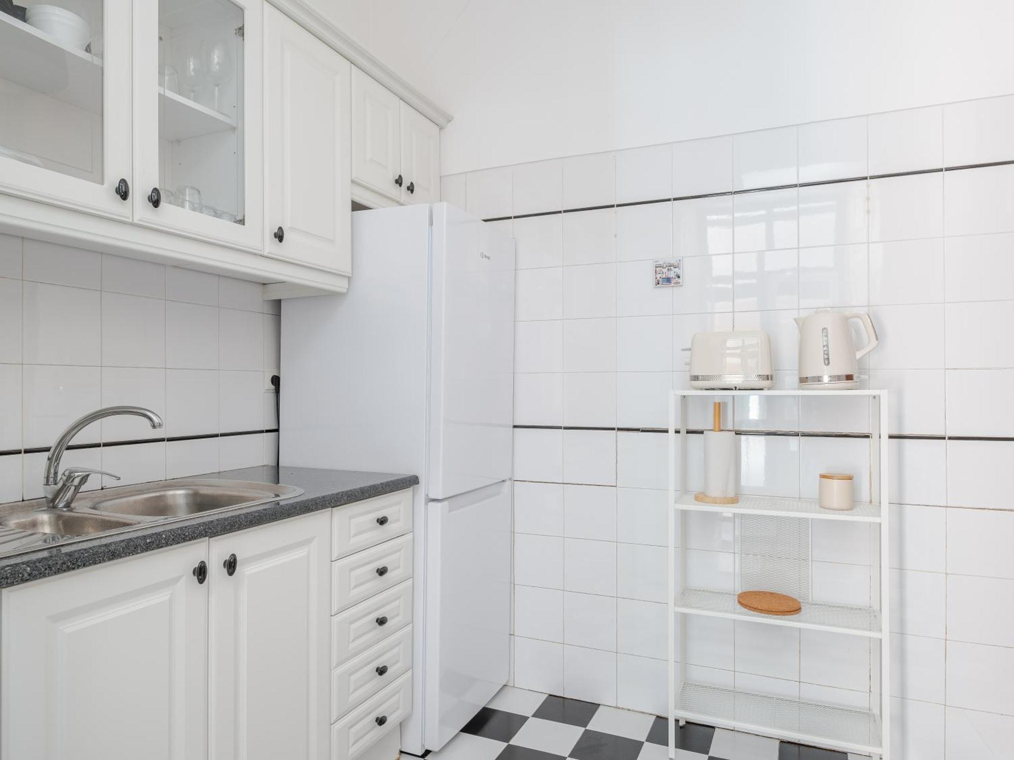 Cool Apartment Near Alfama Lisbon Bagian luar foto